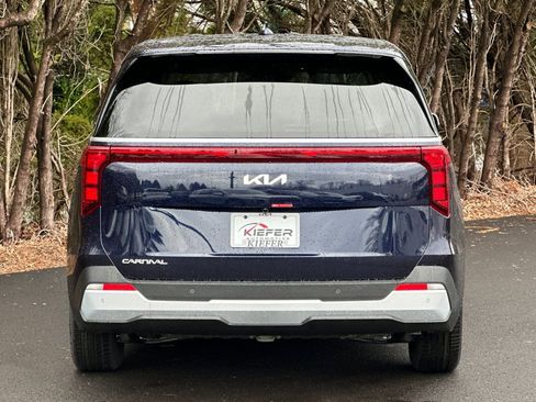 New 2026 Kia Carnival image 4