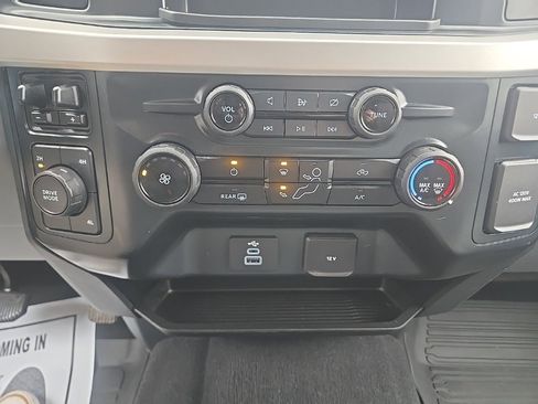 Used 2023 Ford F350 XLT w/ 360-Degree Camera Package image 24