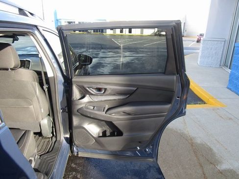 Used 2025 Subaru Ascent Premium w/ Premium Package image 26