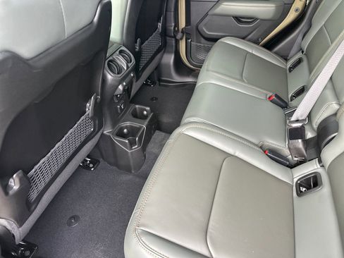 New 2026 Jeep Gladiator Mojave image 12