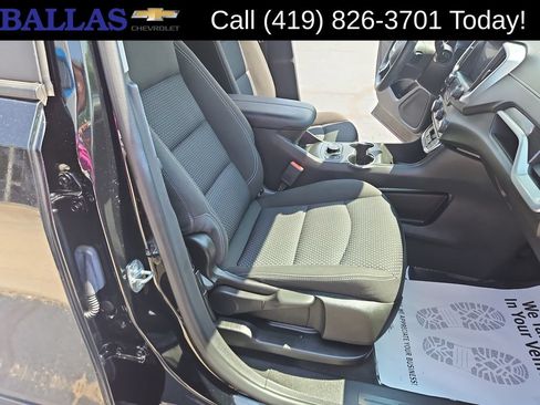 Certified 2023 GMC Terrain SLE w/ Driver Convenience Package AWD/4WD image 25
