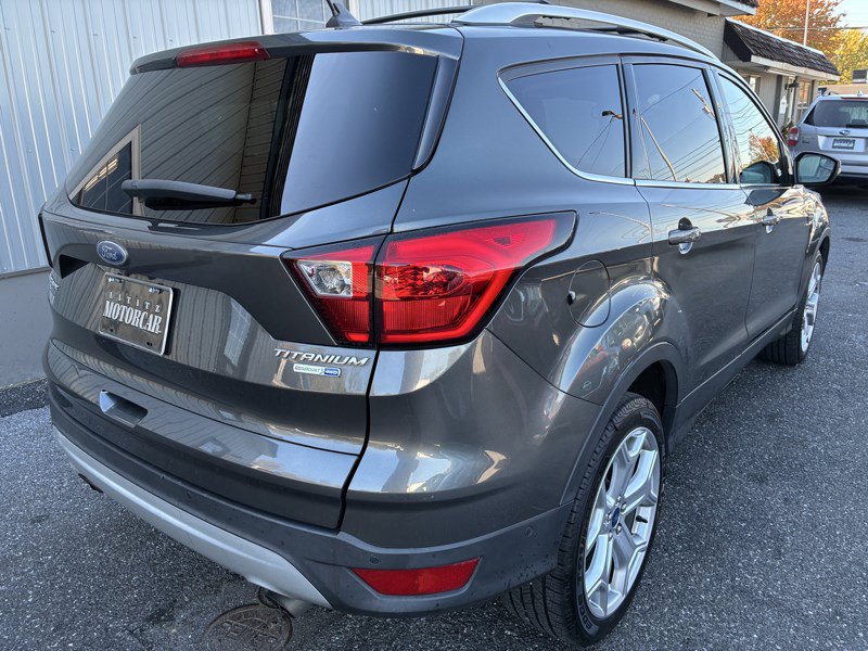 Used 2019 Ford Escape Titanium AWD/4WD image 6