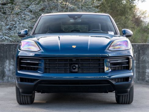 New 2026 Porsche Cayenne Coupe image 8