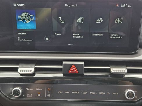 New 2026 Kia Sportage EX FWD image 12