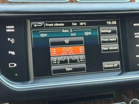 Used 2015 Land Rover Range Rover Supercharged AWD/4WD image 39