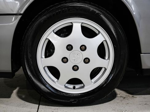 Used 1990 Porsche 911 Carrera image 41