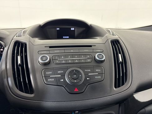 Used 2018 Ford Escape SE w/ SE Sport Appearance Package image 26