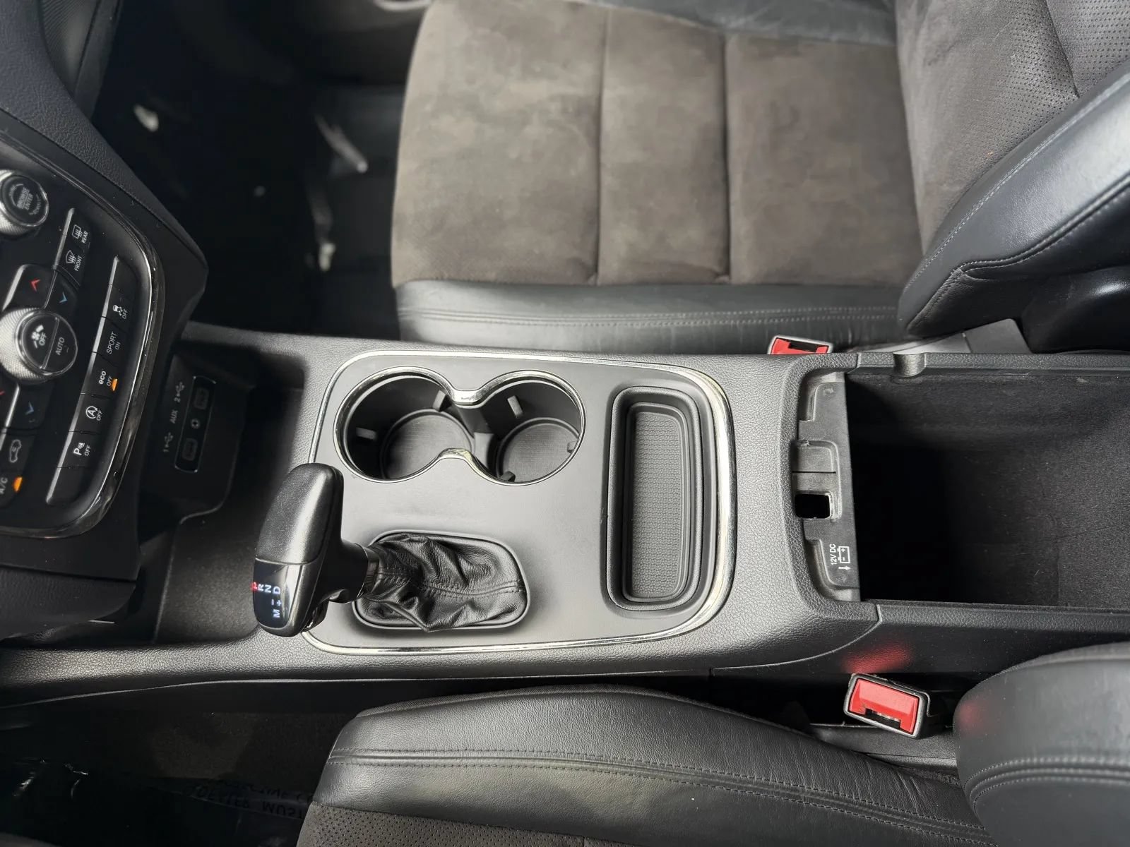 Used 2020 Dodge Durango GT AWD/4WD image 38