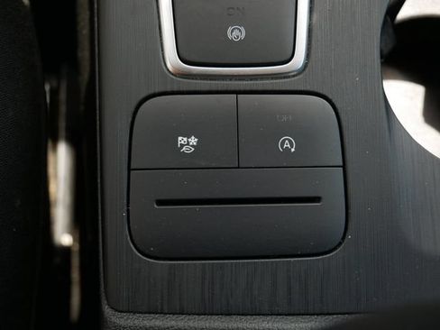 Used 2025 Ford Escape Active AWD/4WD image 25