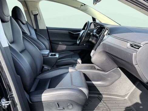 Used 2018 Tesla Model X P100D image 43