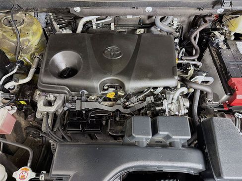 Used 2023 Toyota RAV4 XLE Premium AWD/4WD image 32
