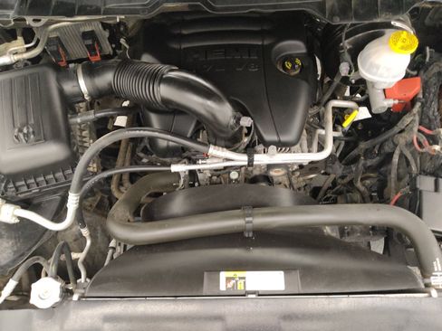 Used 2019 RAM 1500 Big Horn AWD/4WD image 30