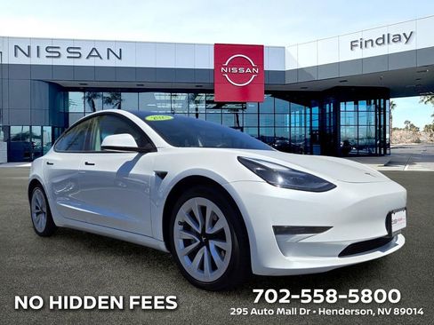 Used 2023 Tesla Model 3 Standard Range RWD image 1