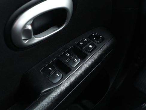 Used 2016 Kia Soul + w/ Designer's Package FWD image 20