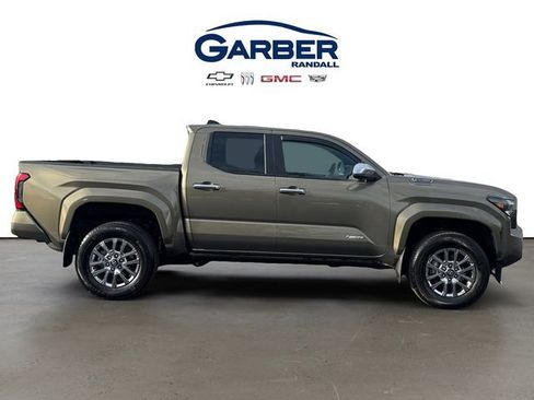 Used 2024 Toyota Tacoma Limited AWD/4WD image 6
