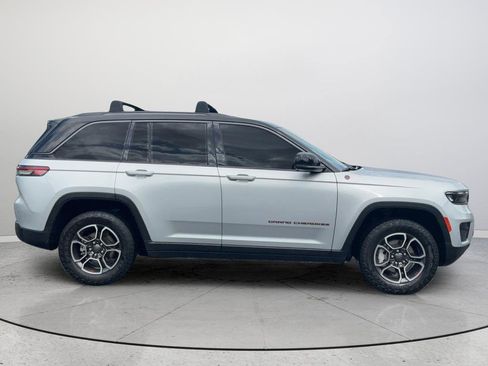 Used 2022 Jeep Grand Cherokee Trailhawk AWD/4WD image 6