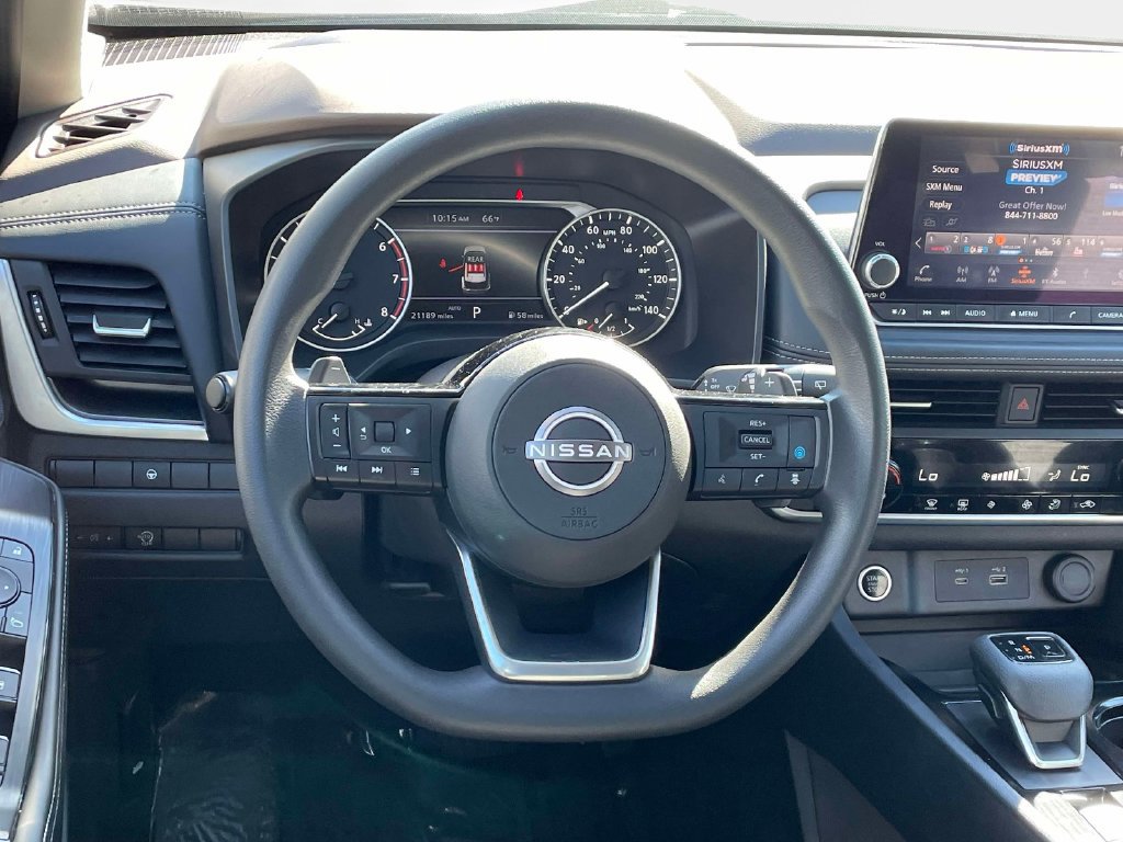Used 2023 Nissan Rogue SV AWD/4WD image 17