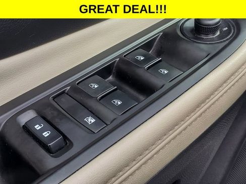 Used 2021 Buick Encore Preferred AWD/4WD image 11