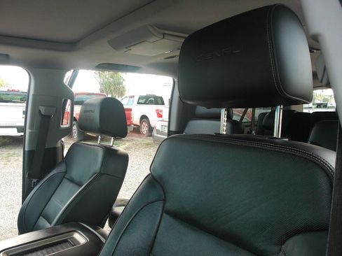 Used 2015 GMC Yukon XL Denali w/ Open Road Package RWD image 13