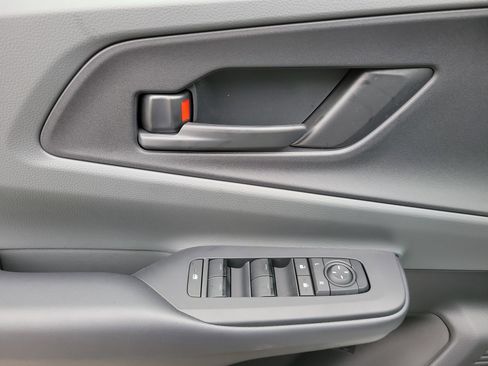 New 2026 Toyota Prius LE image 24