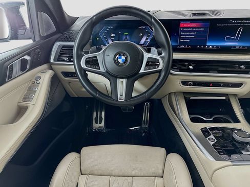 Used 2024 BMW X7 M60i w/ Executive Package AWD/4WD image 25