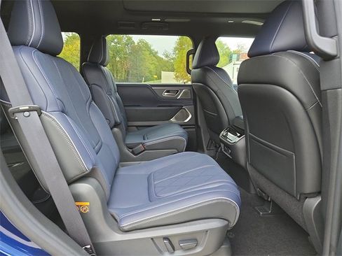 New 2026 INFINITI QX80 4WD w/ Sport Exterior Package image 18