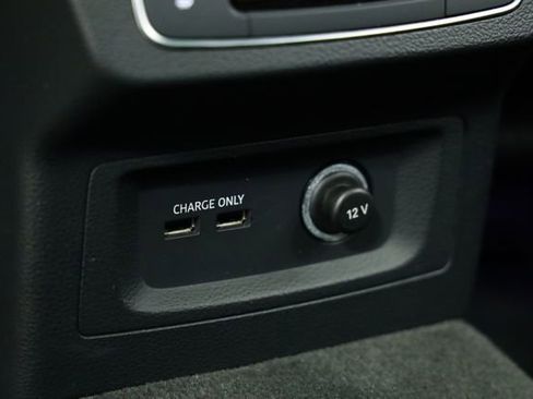 Used 2022 Audi SQ5 Prestige w/ Prestige Package image 39
