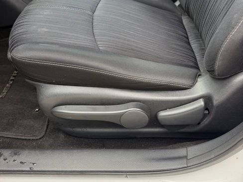Used 2017 Nissan Sentra SV FWD image 14