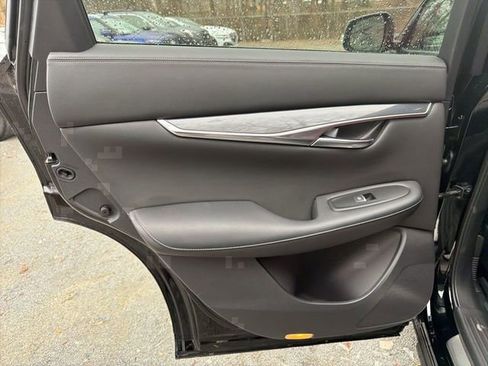 Used 2023 INFINITI QX50 Sport image 16