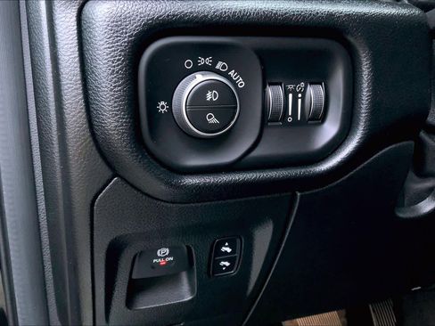 Used 2020 RAM 1500 Laramie w/ Sport Appearance Package image 29