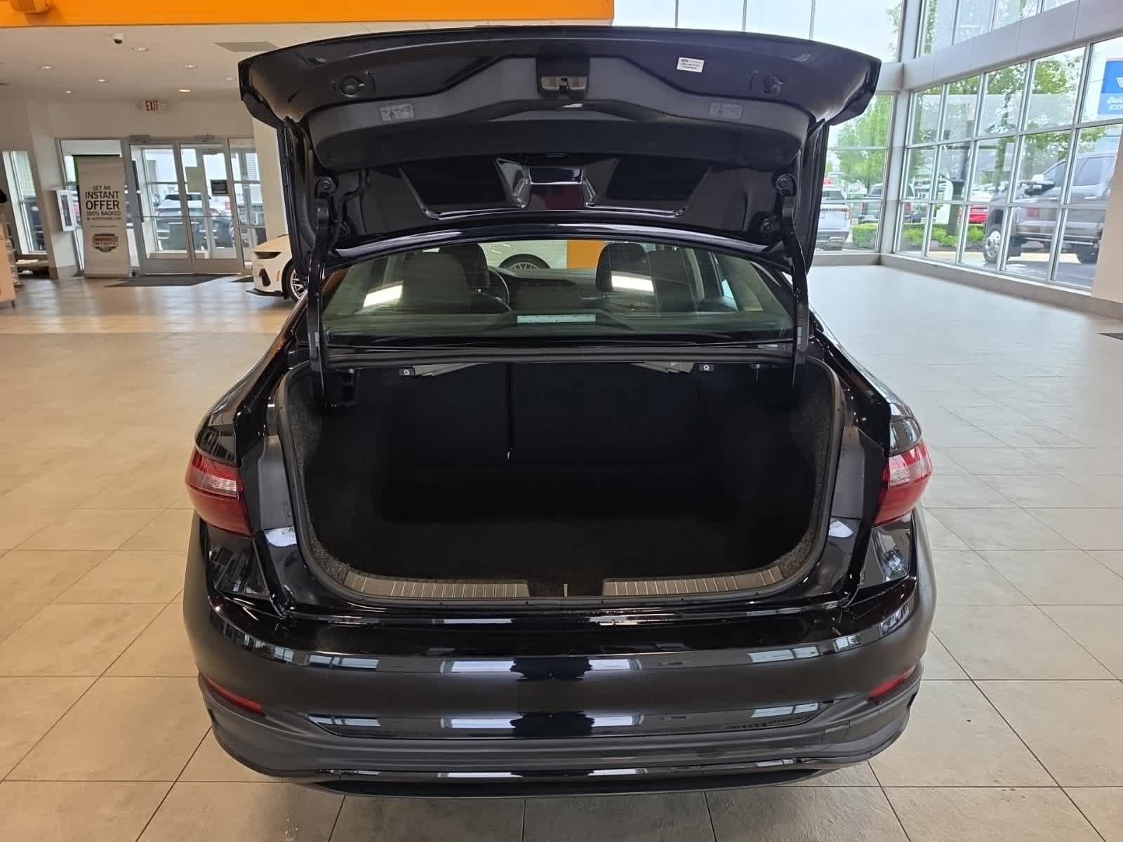 Used 2024 Volkswagen Jetta S FWD image 11