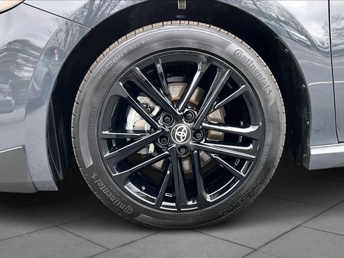 Used 2026 Toyota Camry SE image 11