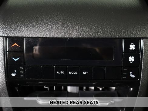 Used 2022 Jeep Grand Cherokee L Limited AWD/4WD image 10