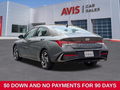 Used 2025 Hyundai Elantra SEL FWD image 6