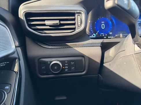 Certified 2022 Ford Explorer ST w/ Equipment Group 401A image 19