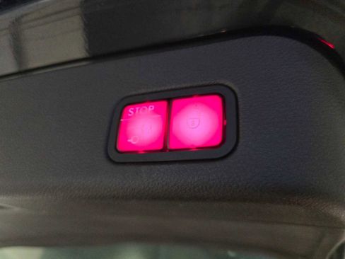 Used 2018 Mercedes-Benz GLE 350 4MATIC image 21