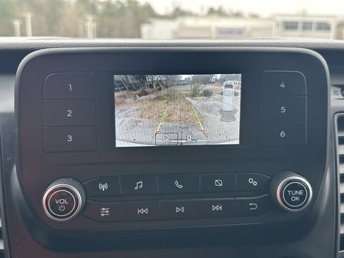 Used 2023 Ford Transit 350 XL image 28