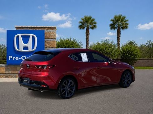 Used 2020 MAZDA MAZDA3 Hatchback FWD image 5