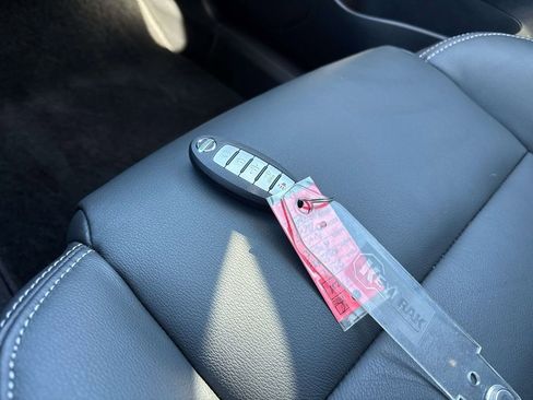 Used 2021 Nissan Rogue SL w/ Premium Package AWD/4WD image 26