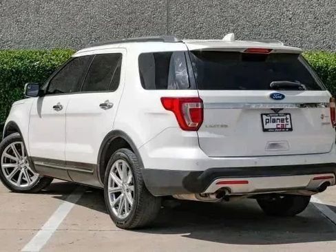 Used 2016 Ford Explorer Limited image 14