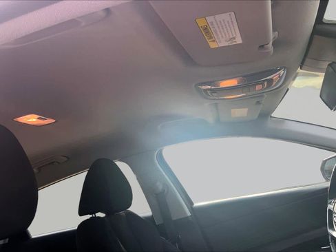 Used 2023 Hyundai Elantra SEL w/ Convenience Package FWD image 14