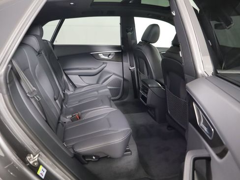Used 2026 Audi Q8 Premium Plus w/ Premium Plus Package image 23