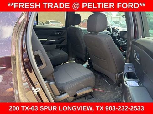 Used 2023 Chevrolet Traverse LT image 27