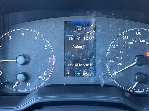 Used 2024 Toyota Corolla LE image 13