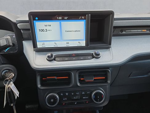 Certified 2023 Ford Maverick XLT w/ XLT Luxury Package image 17