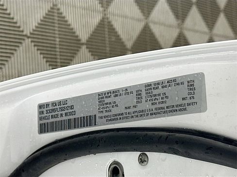 New 2025 RAM 2500 Laramie image 19