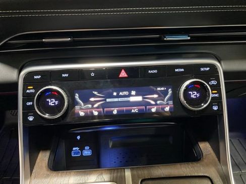 Used 2024 Genesis GV80 3.5T w/ Prestige Package AWD/4WD image 19