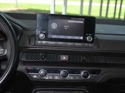 Used 2023 Honda CR-V EX image 17