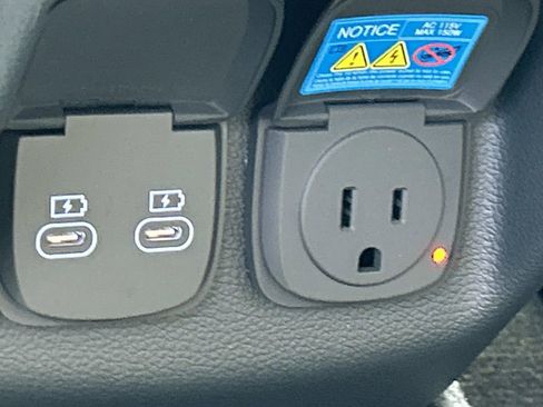 New 2026 Genesis GV80 2.5T Prestige image 24