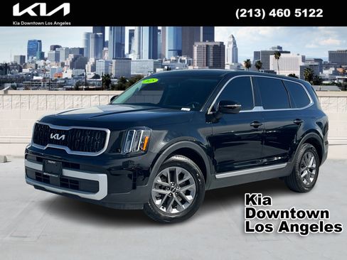Certified 2025 Kia Telluride LX image 1